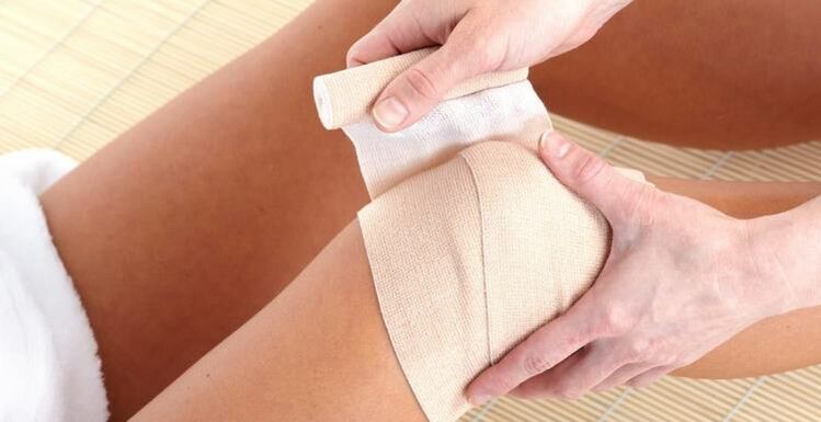 Squeeze on the knee for arthritis and arthrosis